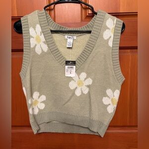 Rue21 Green Floral Knit Vest
